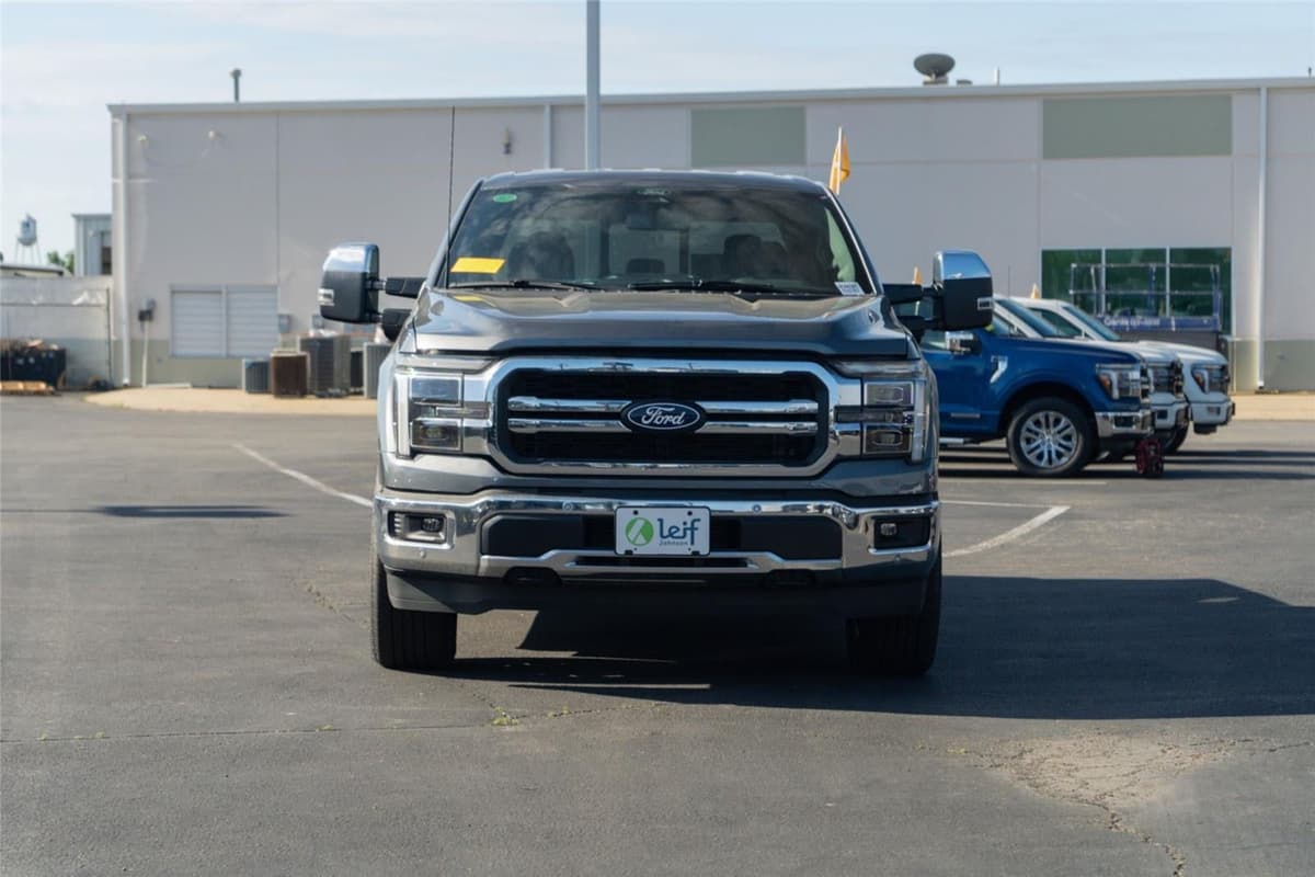 2025 Ford F-150 - Image 3