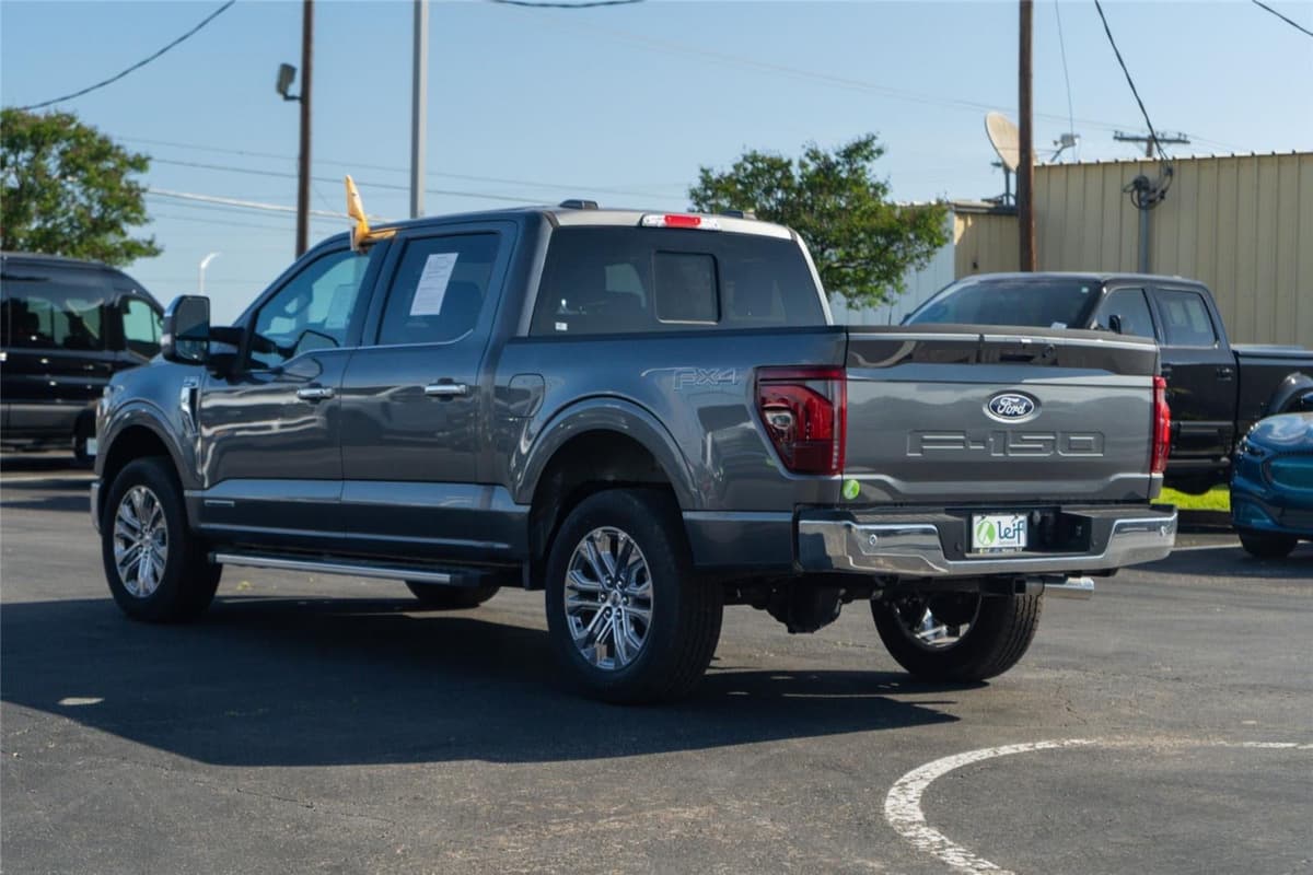 2025 Ford F-150 - Image 6