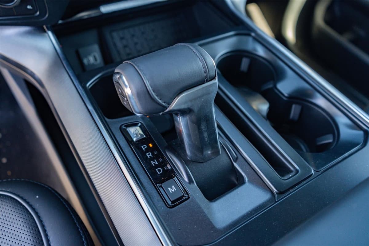 2025 Ford F-150 - Image 15