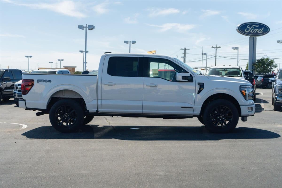 2025 Ford F-150 - Image 4