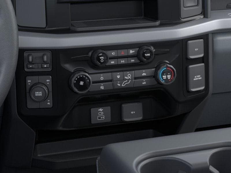 2026 Ford Super Duty F-350 - Image 15