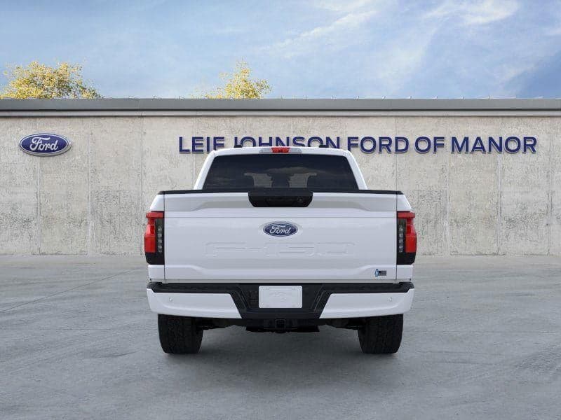 2025 Ford F-150 Lightning - Image 5
