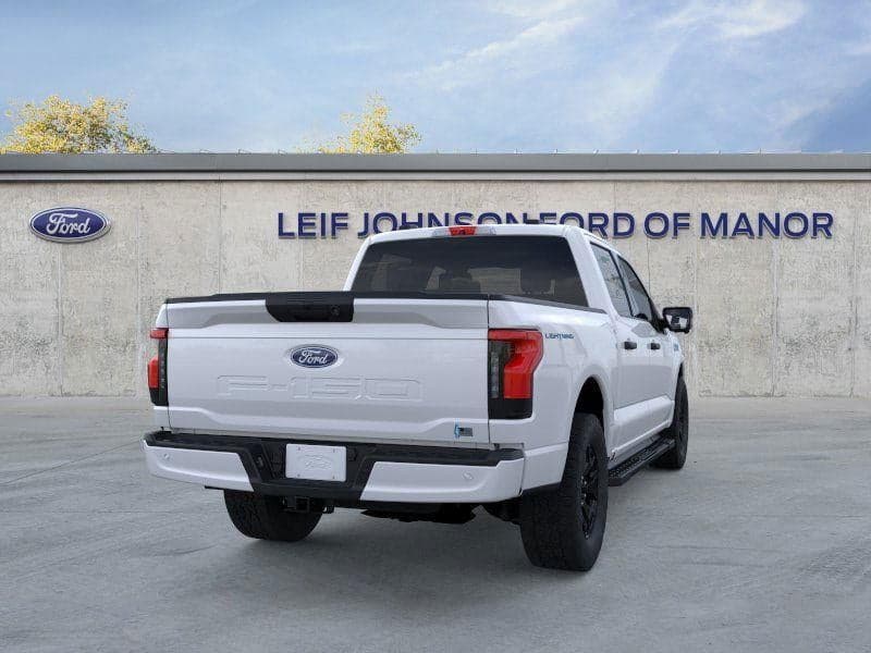 2025 Ford F-150 Lightning - Image 8