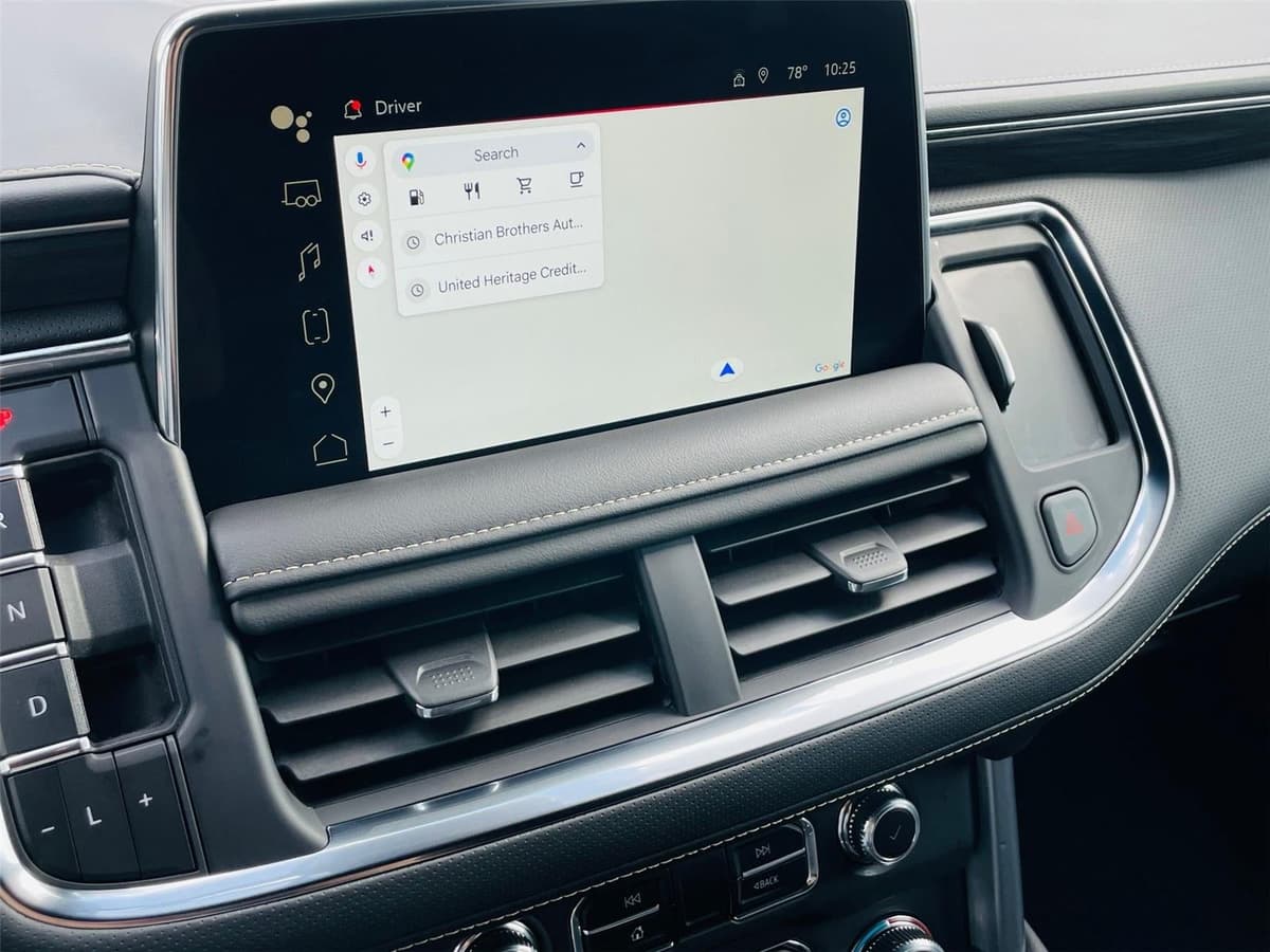 2024 GMC Yukon XL - Image 10