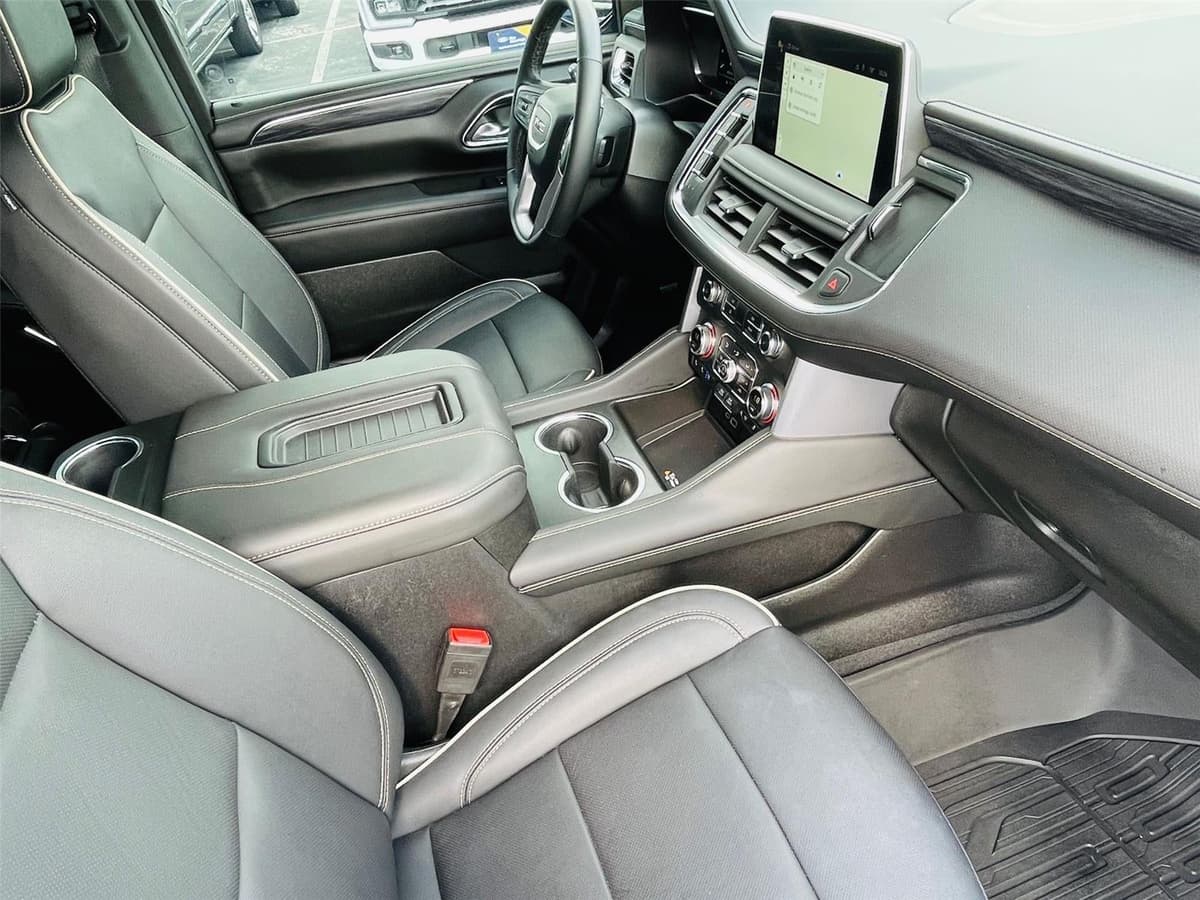 2024 GMC Yukon XL - Image 17