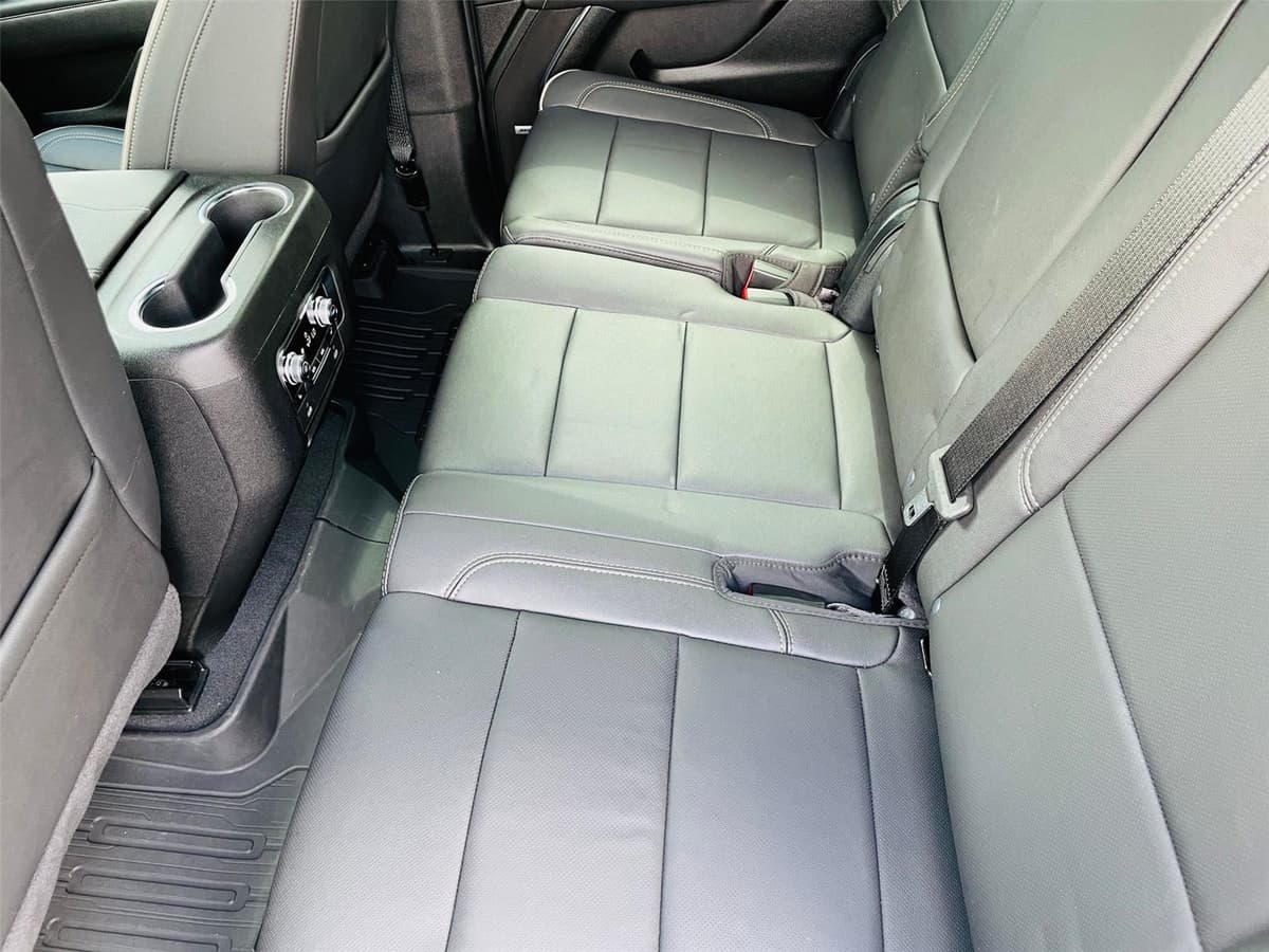 2024 GMC Yukon XL - Image 22