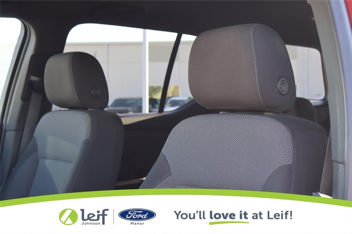 2023 Chevrolet Traverse - Image 13