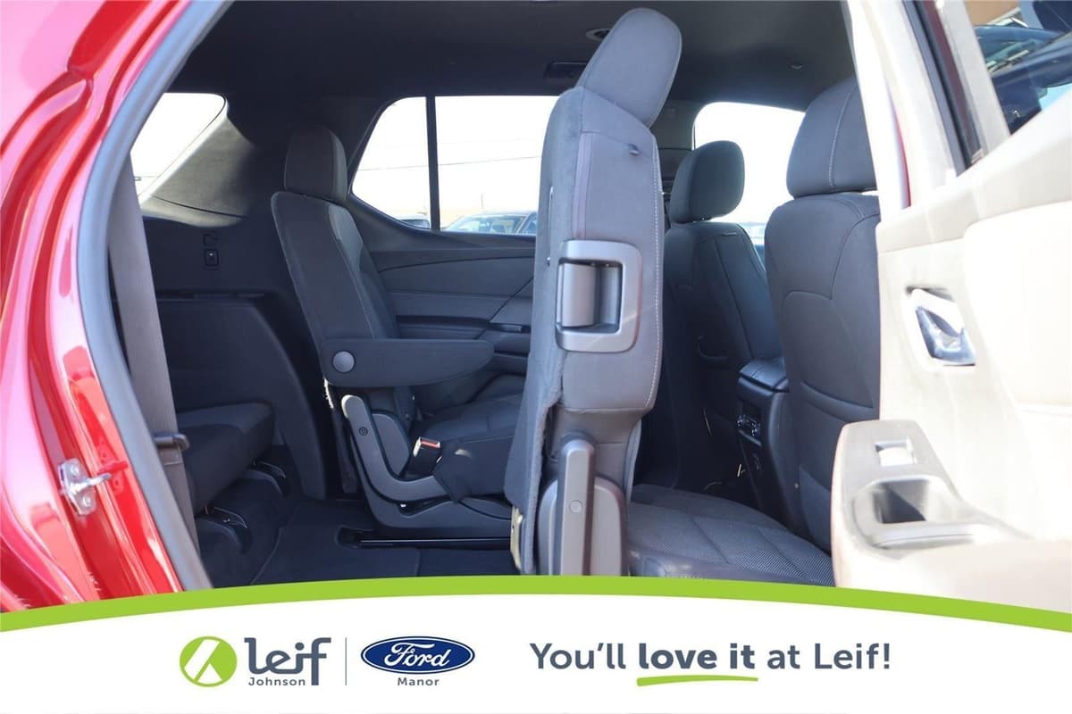 2023 Chevrolet Traverse - Image 36