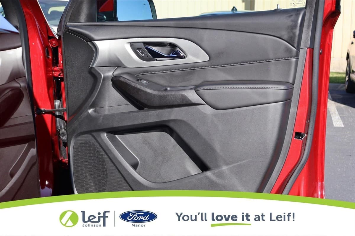 2023 Chevrolet Traverse - Image 38