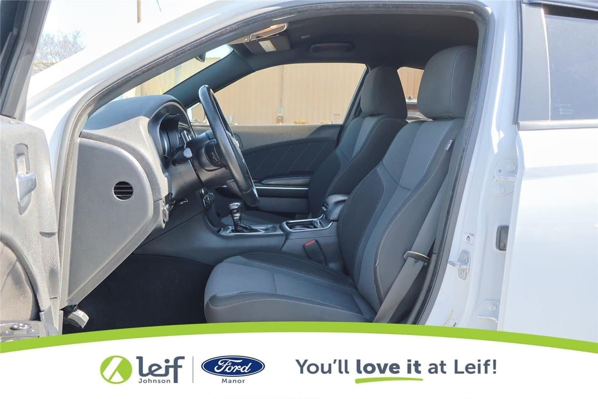 2021 Dodge Charger - Image 10