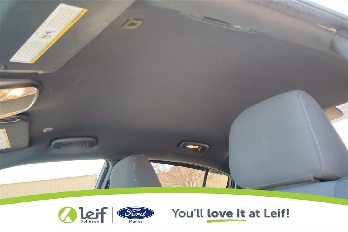 2021 Dodge Charger - Image 13