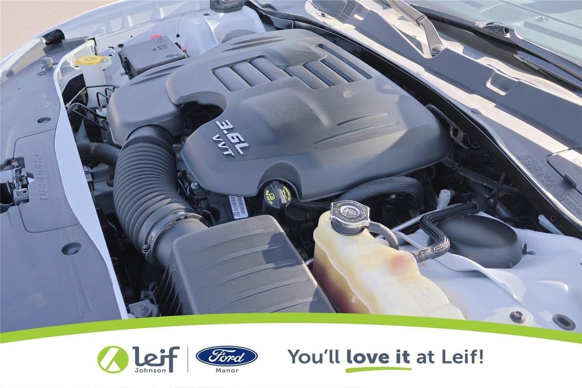 2021 Dodge Charger - Image 35