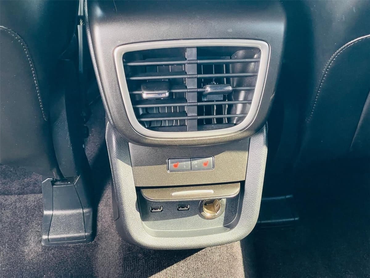 2016 Lincoln MKX - Image 22