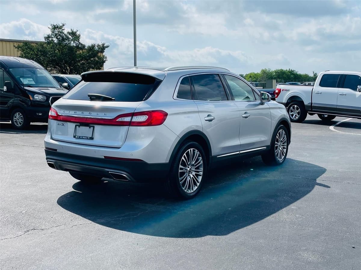 2016 Lincoln MKX - Image 4