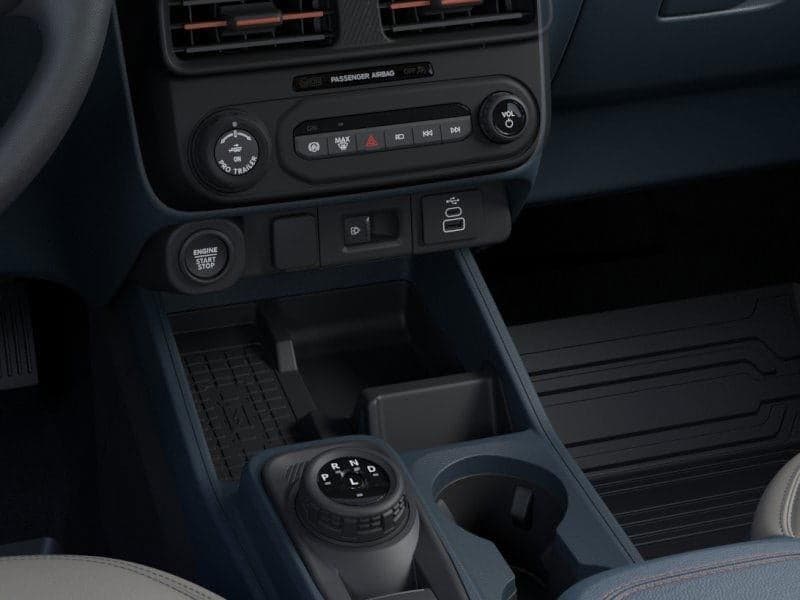 2025 Ford Maverick - Image 16