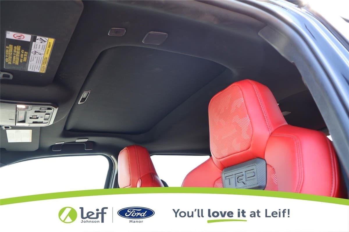 2025 Toyota Tacoma - Image 15