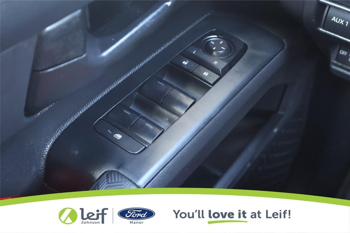 2025 Toyota Tacoma - Image 17