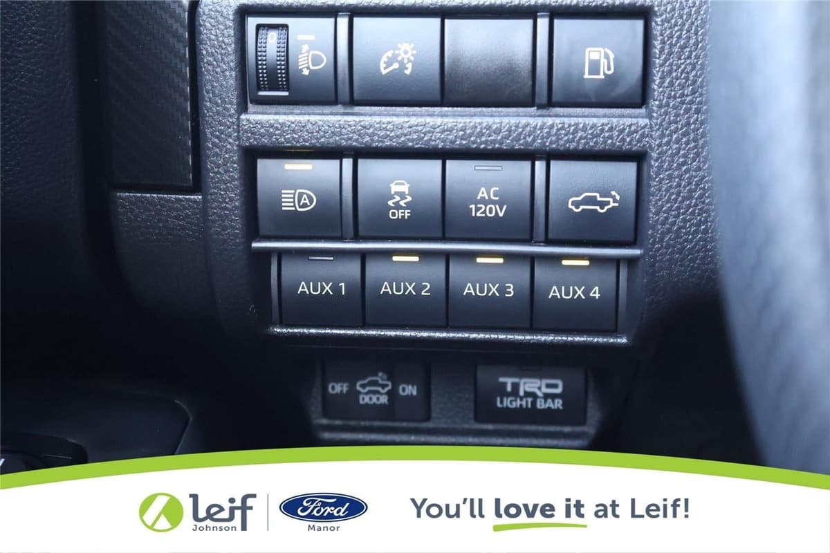 2025 Toyota Tacoma - Image 18