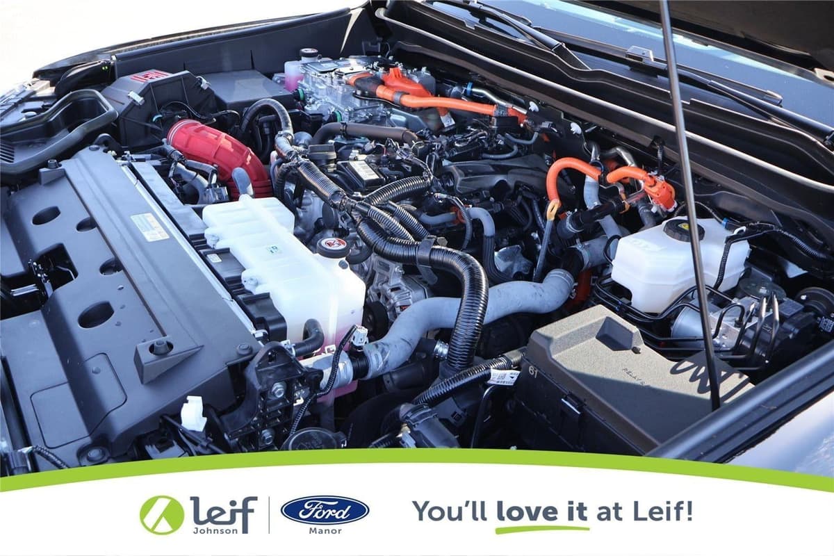 2025 Toyota Tacoma - Image 39