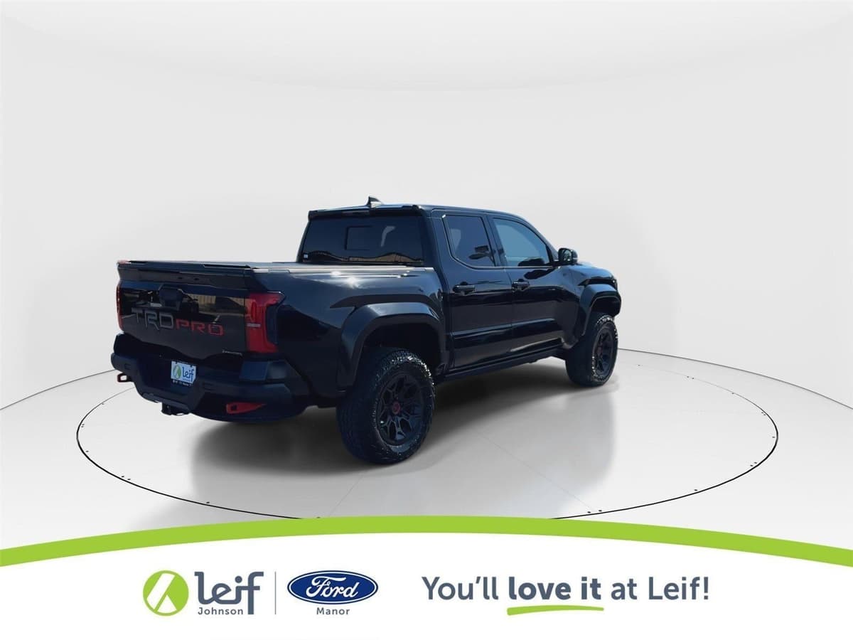 2025 Toyota Tacoma - Image 8