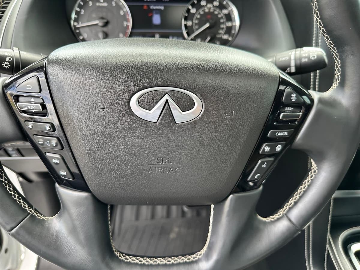 2023 INFINITI QX80 - Image 11