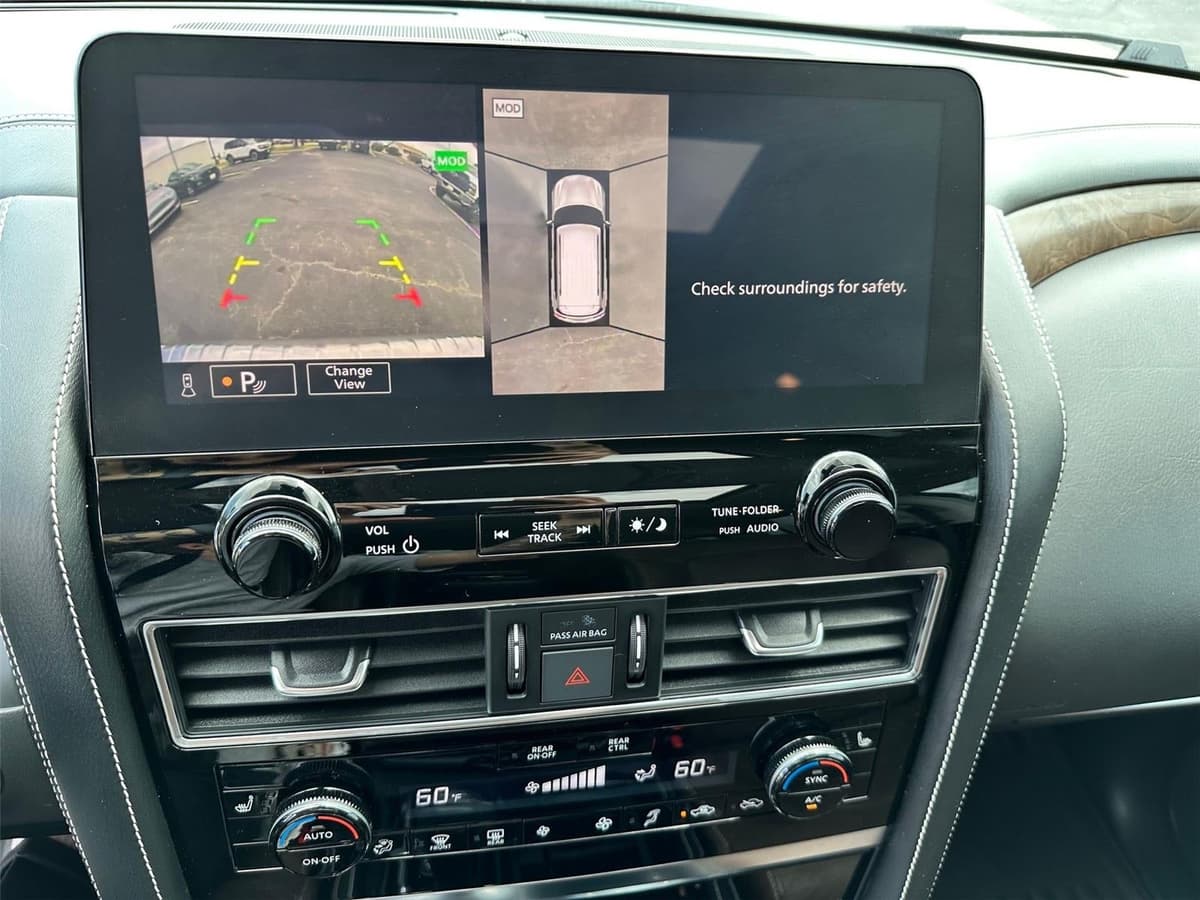 2023 INFINITI QX80 - Image 14