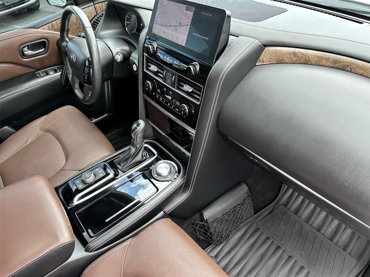 2023 INFINITI QX80 - Image 17