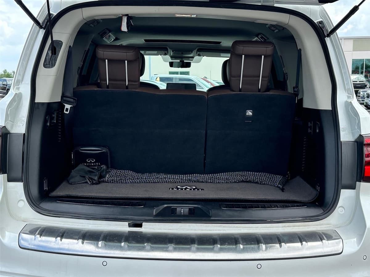2023 INFINITI QX80 - Image 24