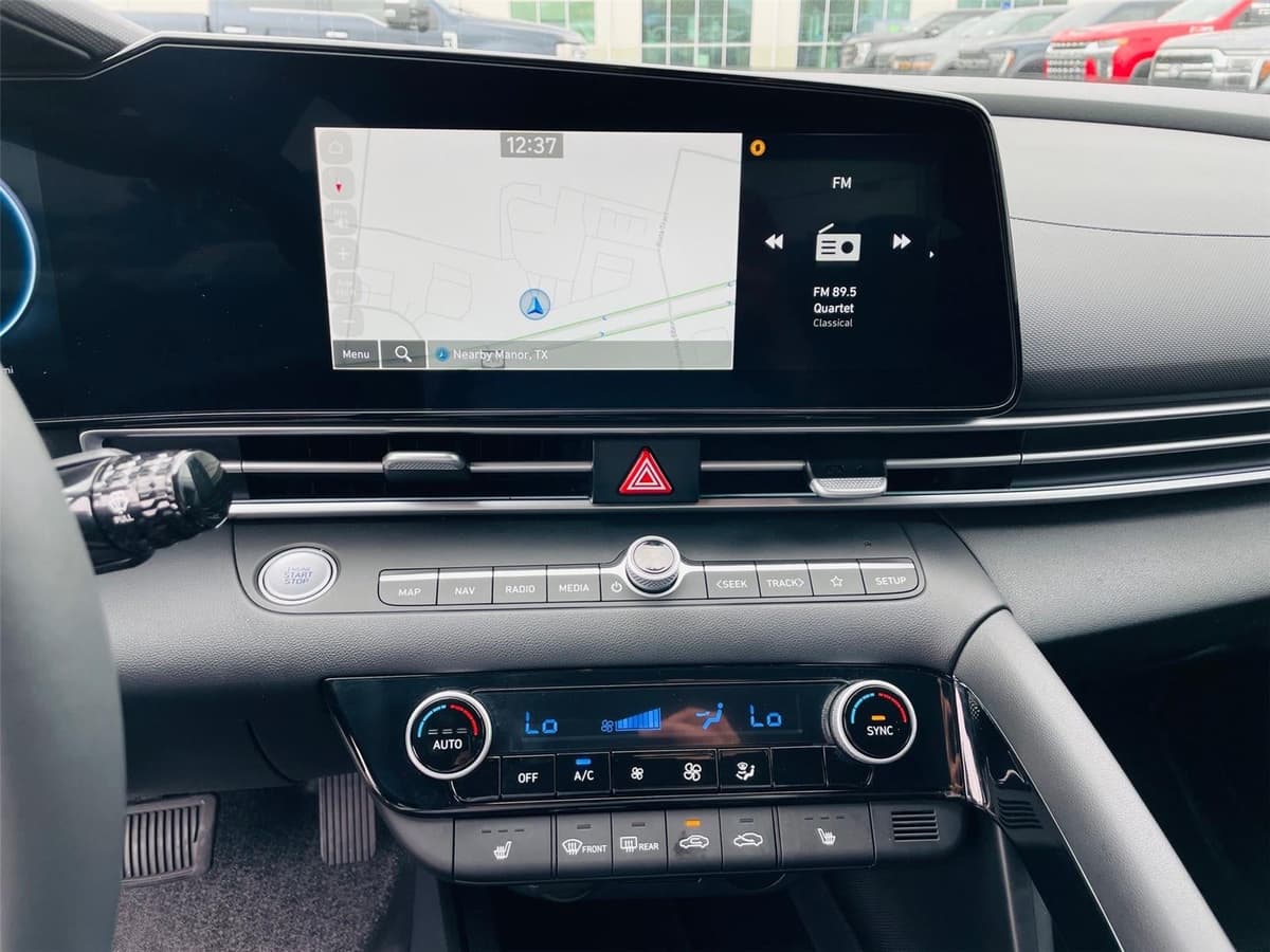 2025 Hyundai Elantra - Image 52