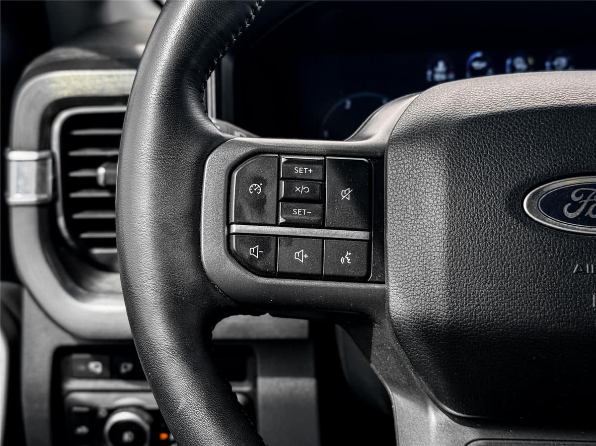 2024 Ford F-250 - Image 11