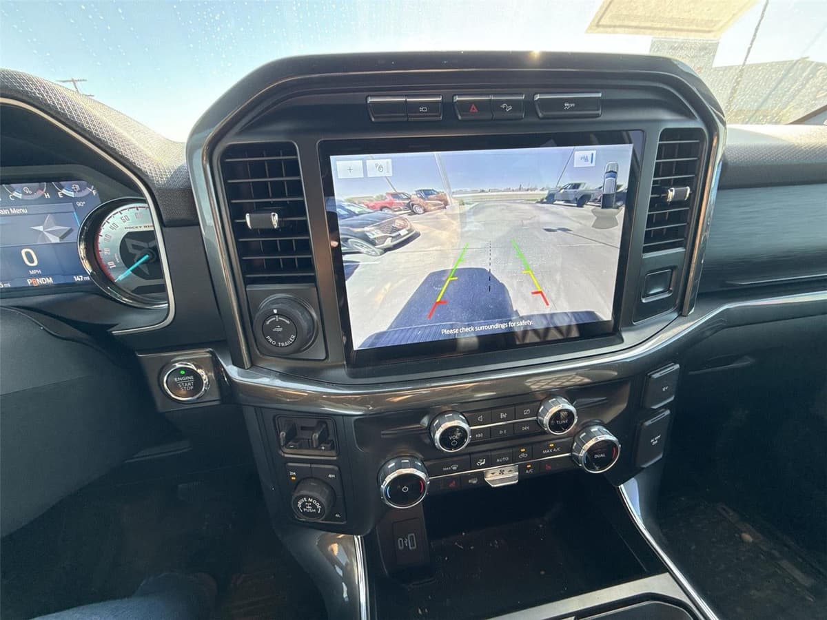 2022 Ford F-150 - Image 17