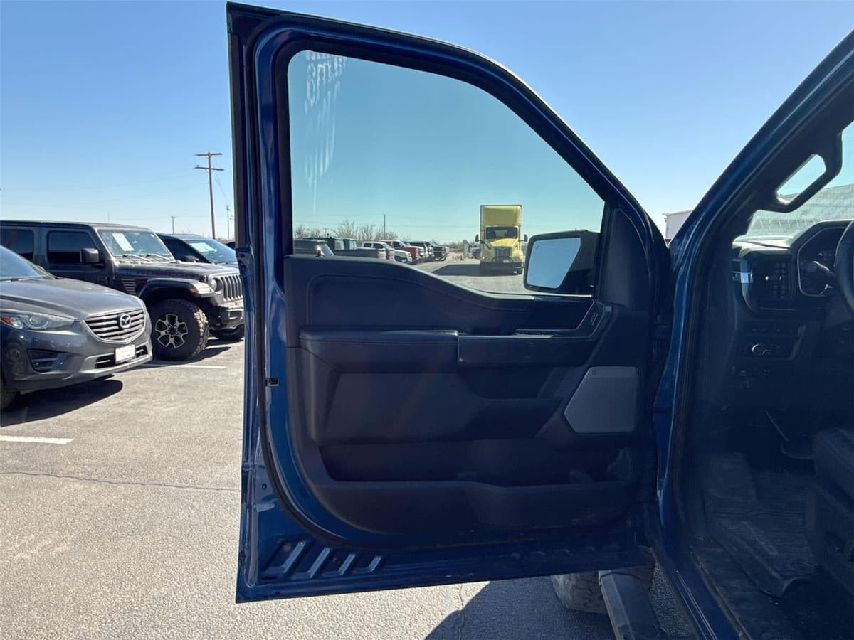 2022 Ford F-150 - Image 18