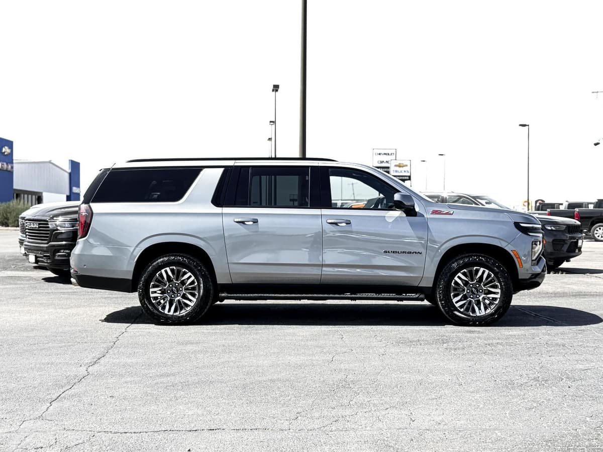 2025 Chevrolet Suburban - Image 6