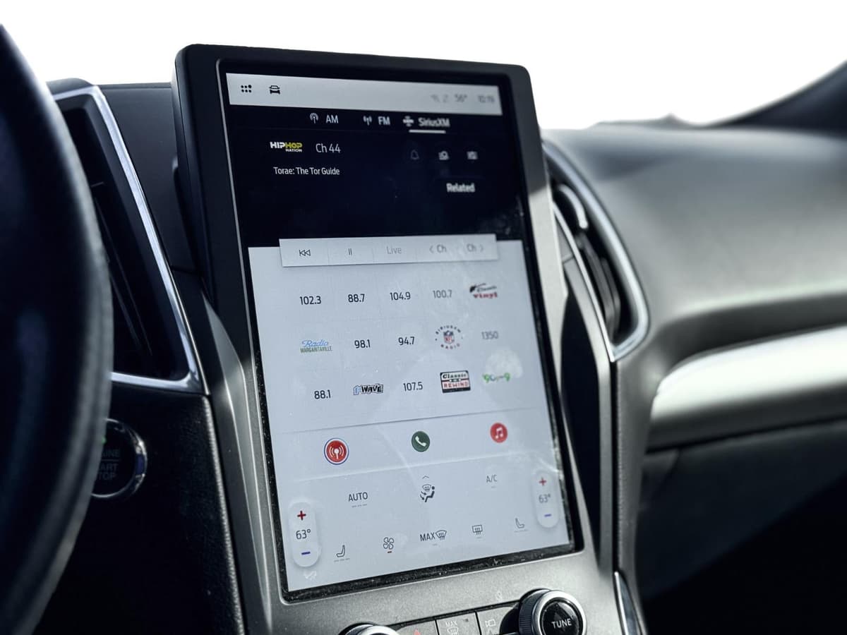 2023 Ford Edge - Image 14