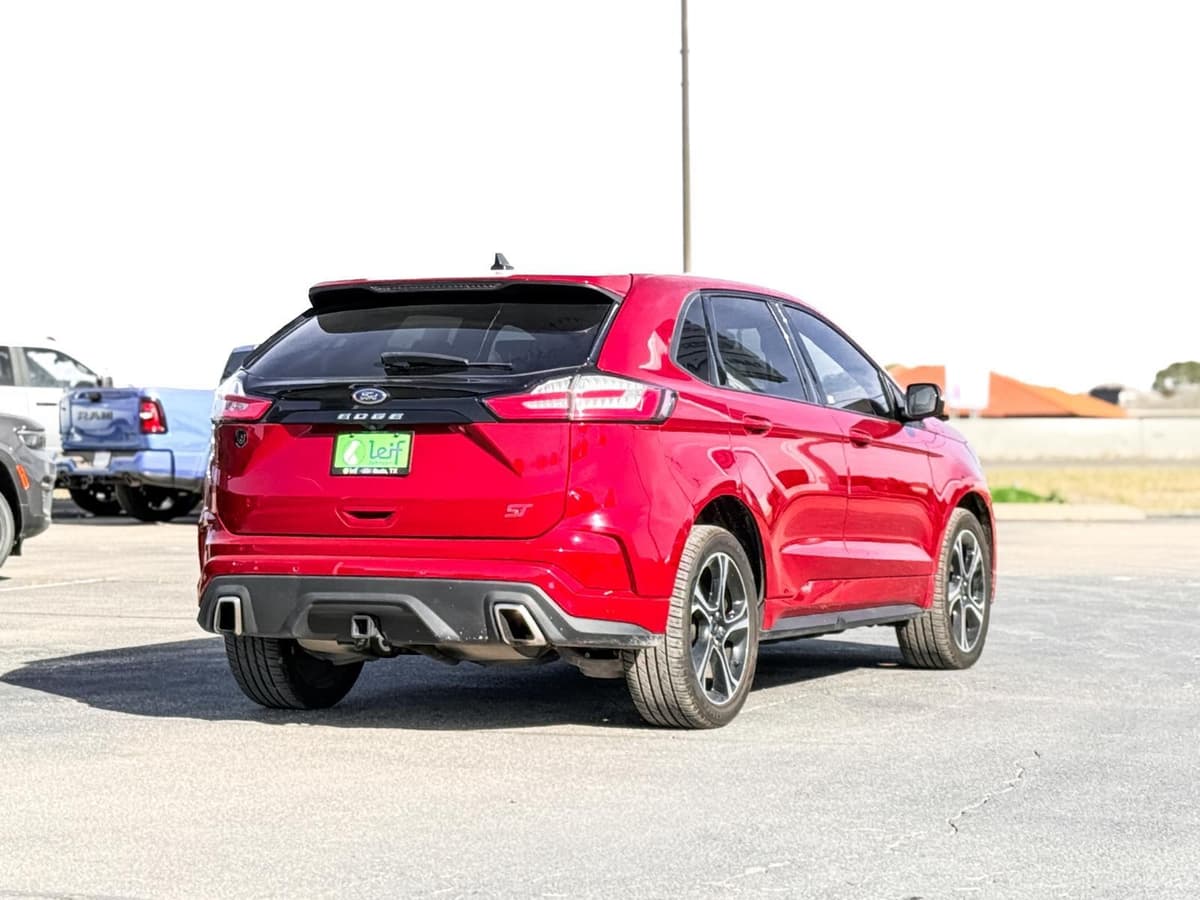 2023 Ford Edge - Image 5