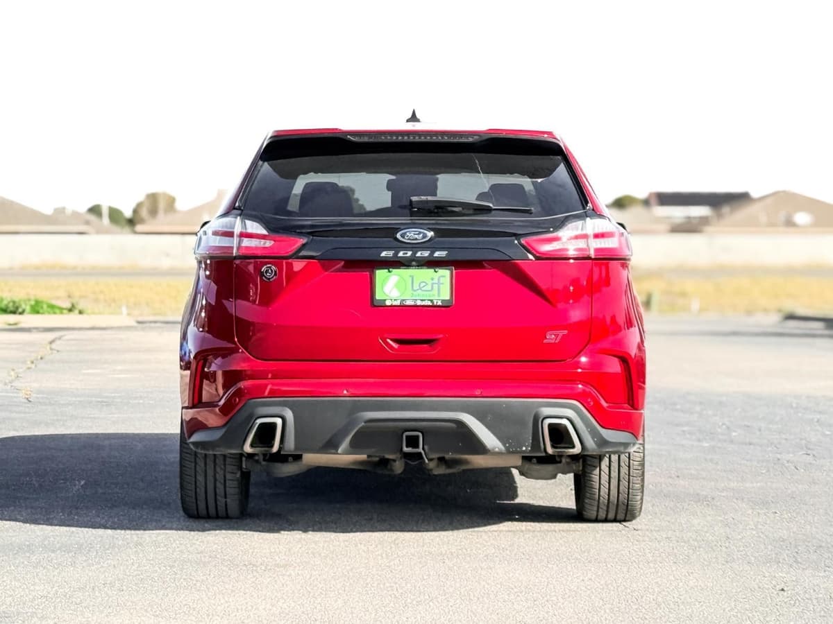 2023 Ford Edge - Image 6