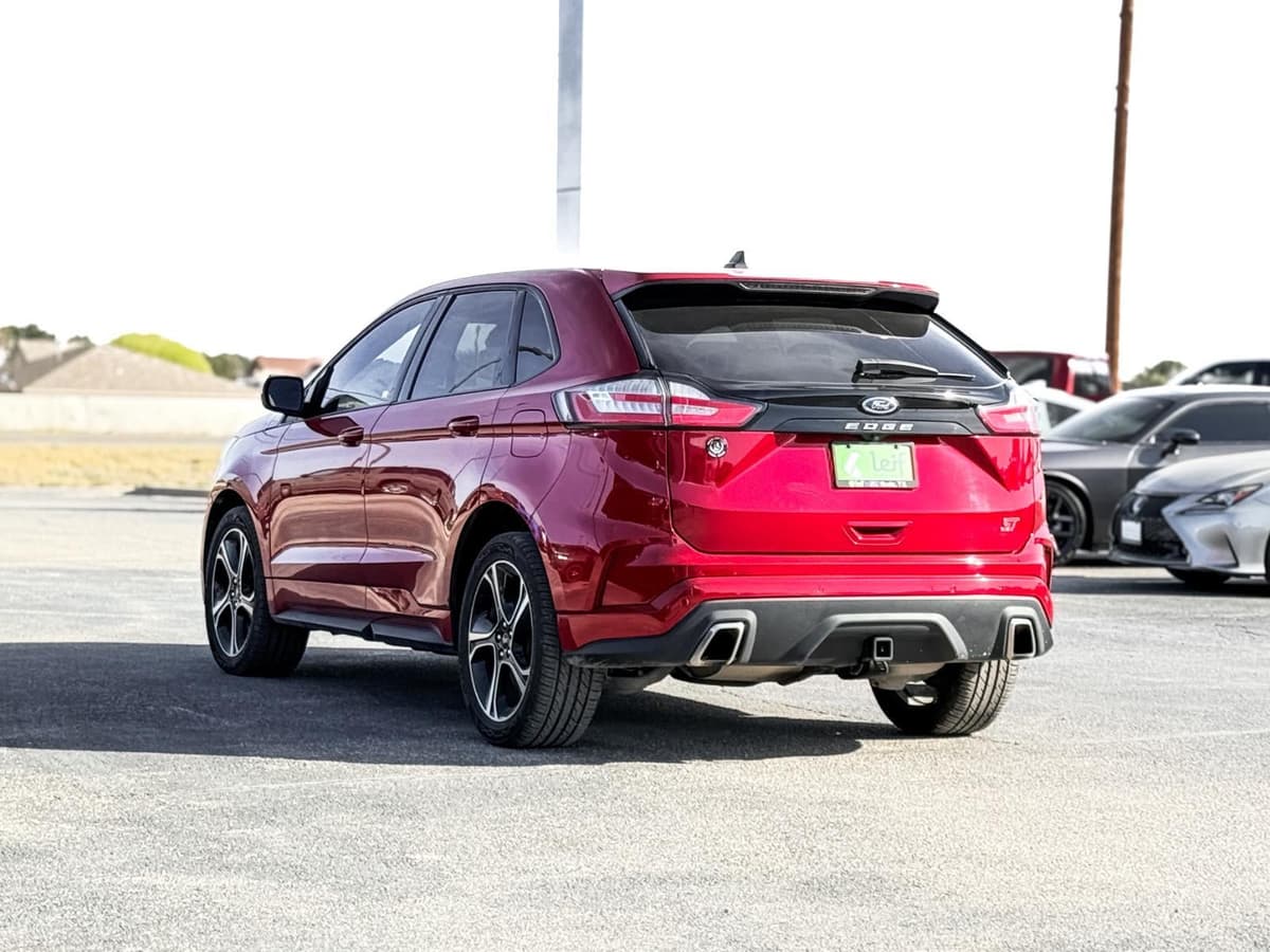 2023 Ford Edge - Image 7