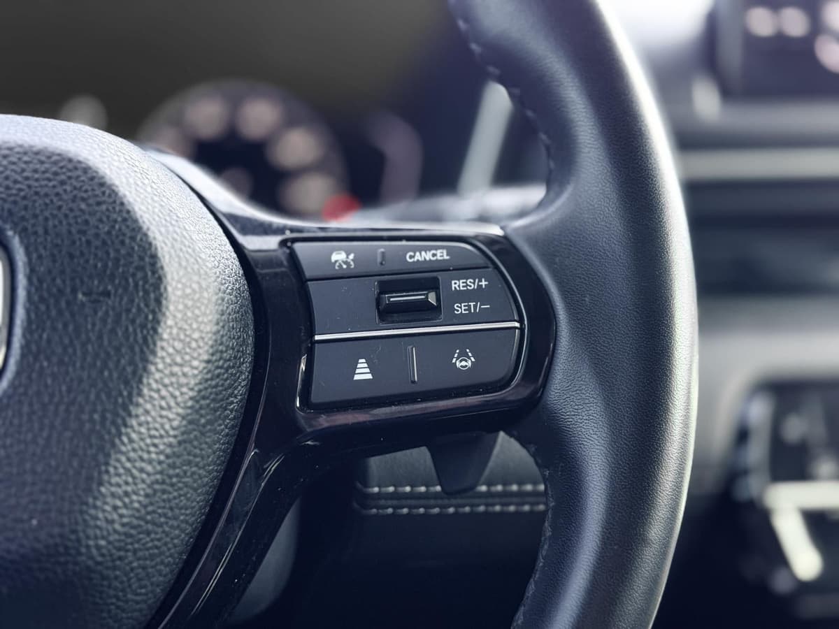 2023 Honda Pilot - Image 12