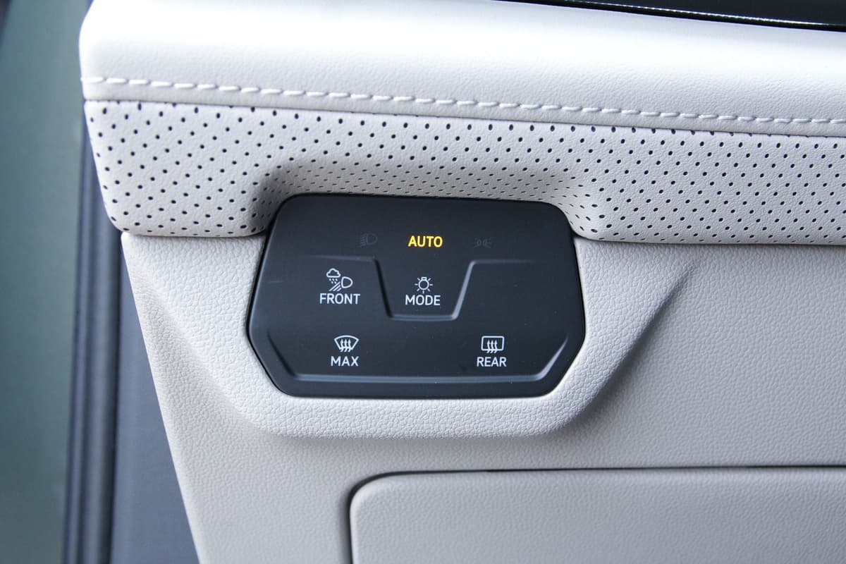 2026 Volkswagen Atlas - Image 16