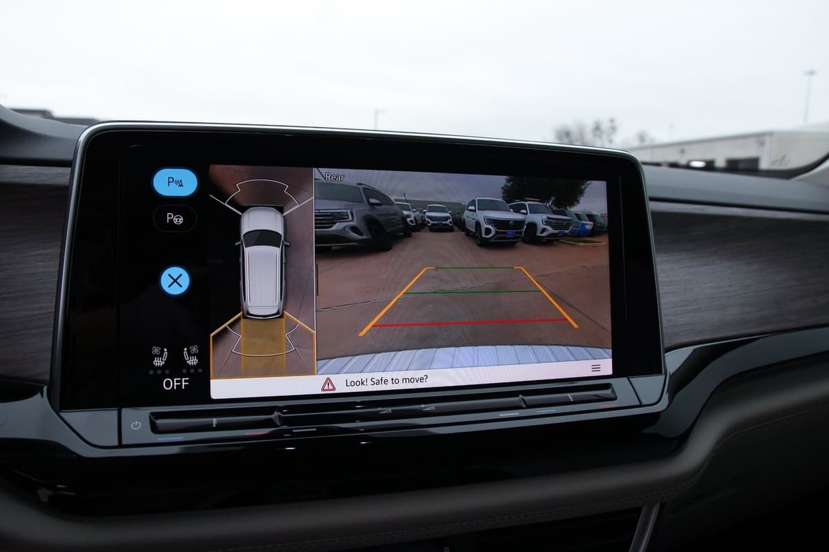 2026 Volkswagen Atlas - Image 20