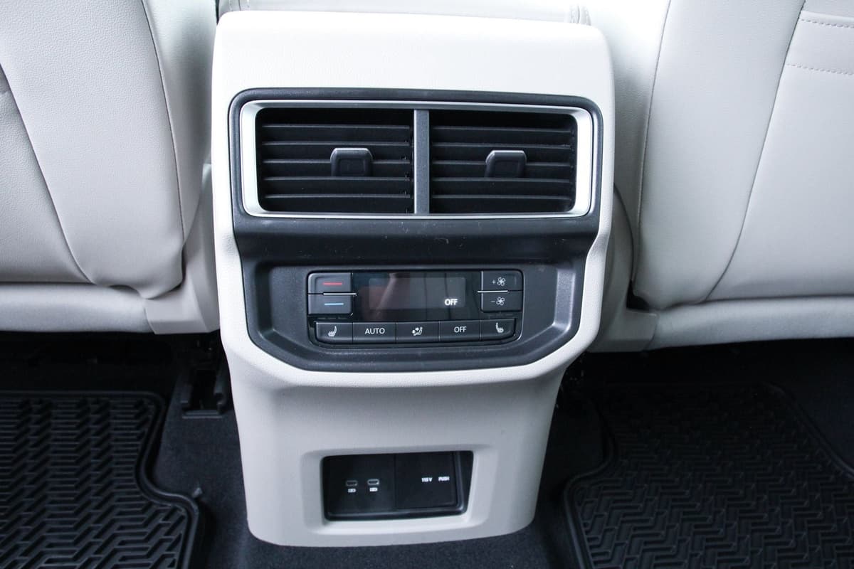 2026 Volkswagen Atlas - Image 26