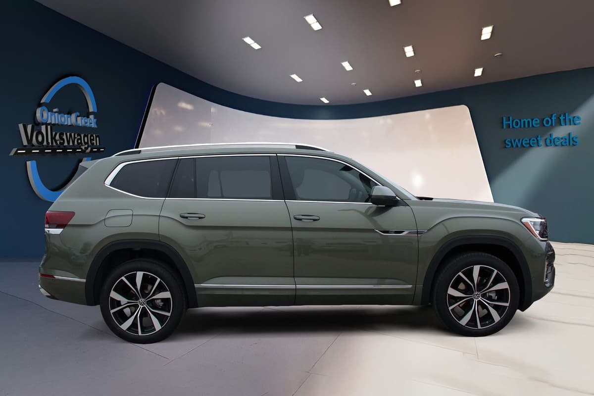 2026 Volkswagen Atlas - Image 4