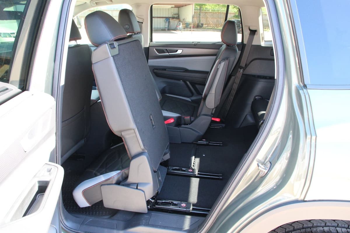 2026 Volkswagen Atlas - Image 31
