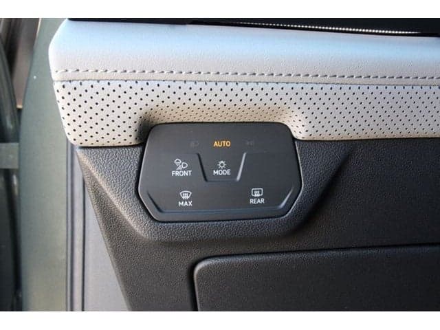 2026 Volkswagen Atlas - Image 45