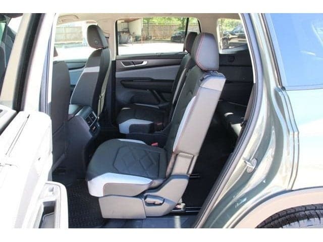 2026 Volkswagen Atlas - Image 60