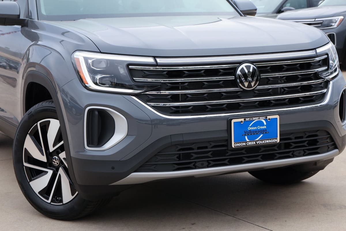 2026 Volkswagen Atlas - Image 3
