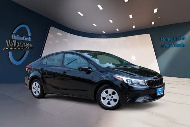 2017 Kia Forte - Image 2