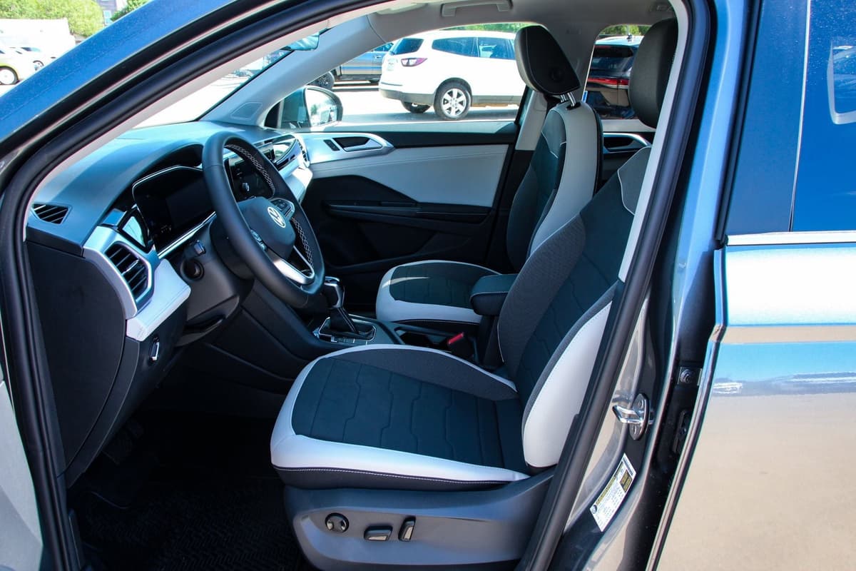 2026 Volkswagen Taos - Image 10