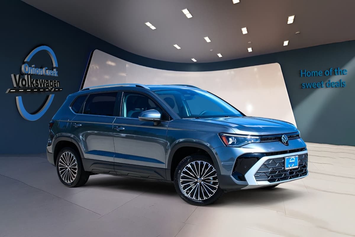 2026 Volkswagen Taos - Image 2