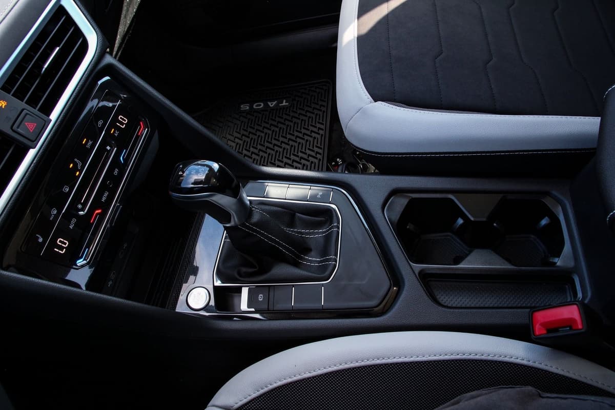 2026 Volkswagen Taos - Image 21